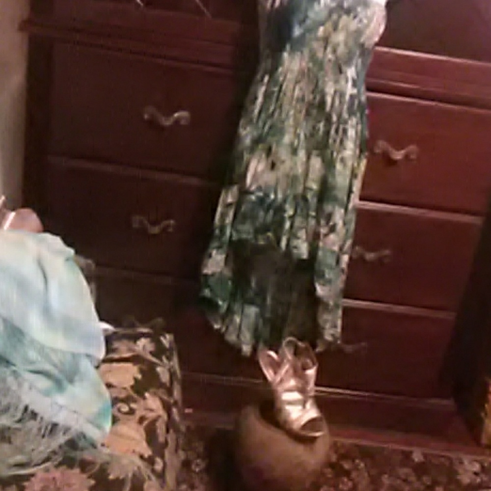 Raviya strapless dress